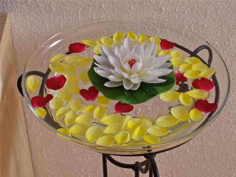 Gefäß mit Blumen